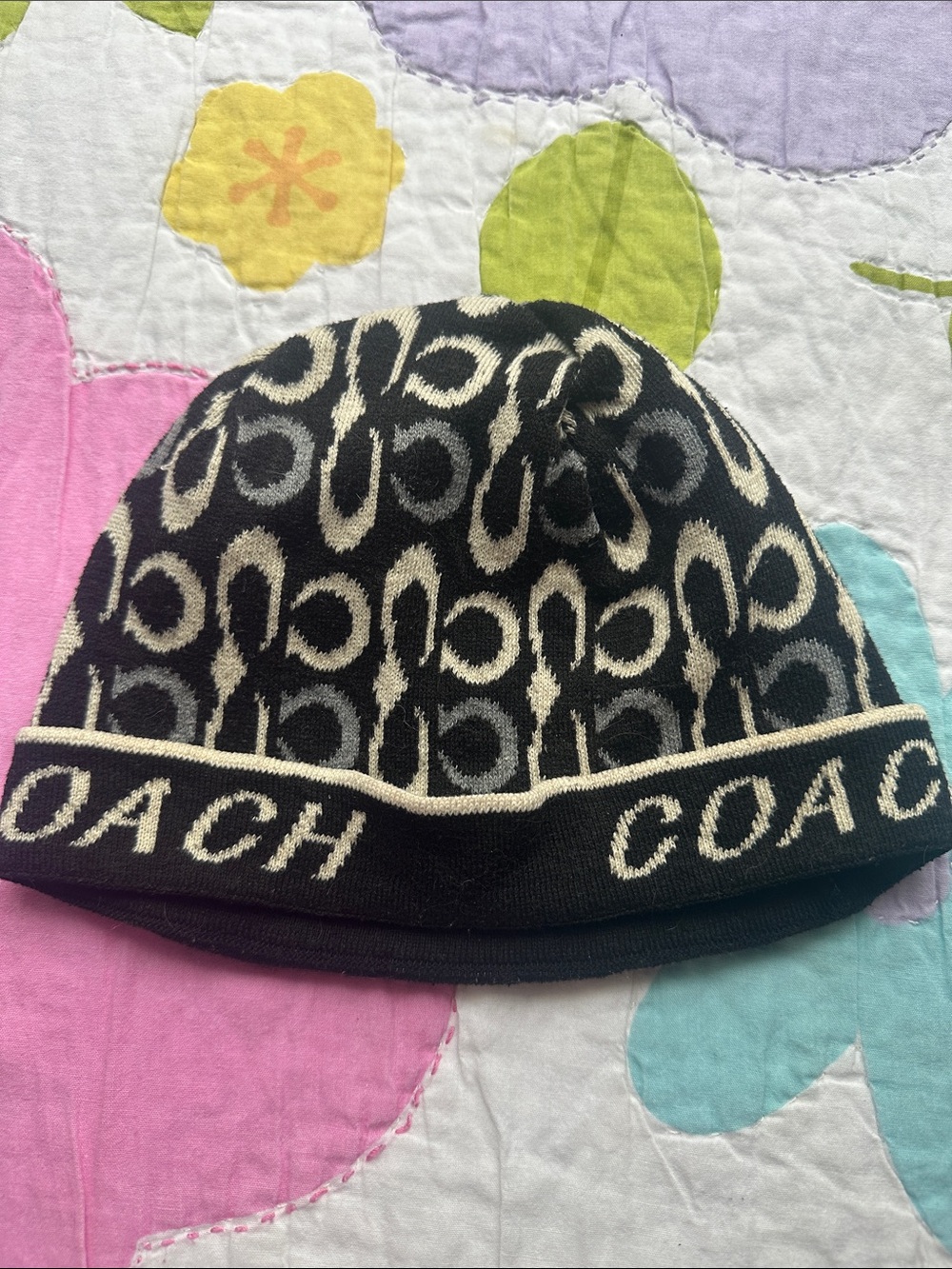 COACH Black & Cream Signature Beanie